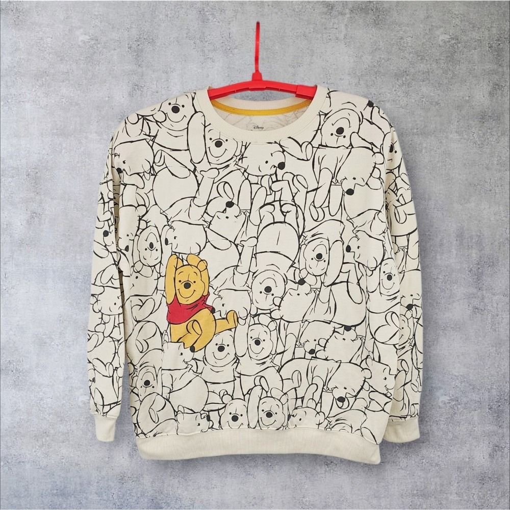 Disney Winnie the Pooh‎ Sweatshirt Women's Large Cream Graphic Print Honey Pot